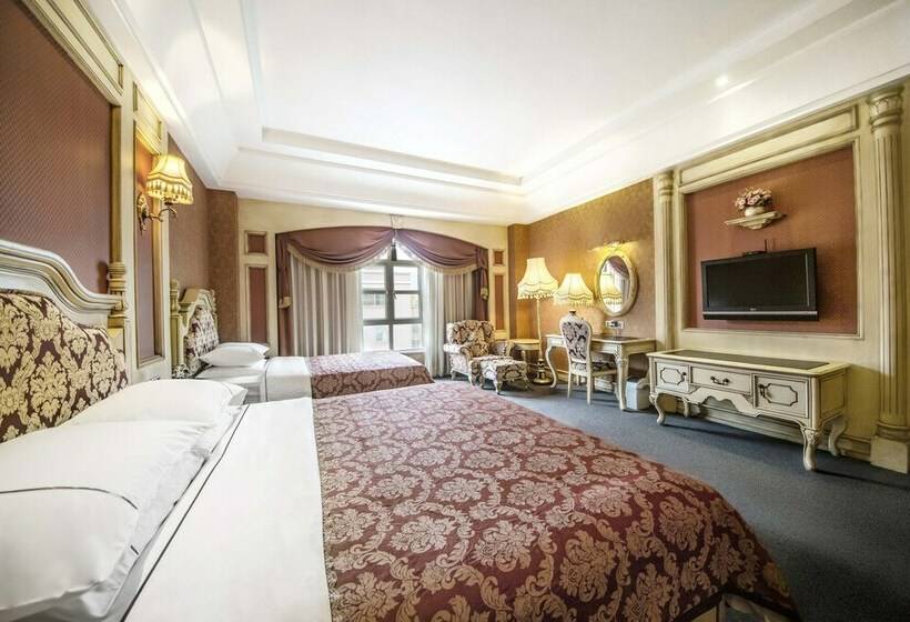 غرفة قياسية, Homeland International