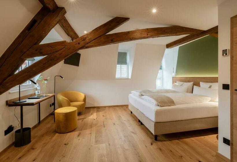 デラックスルーム, Das Hochrein