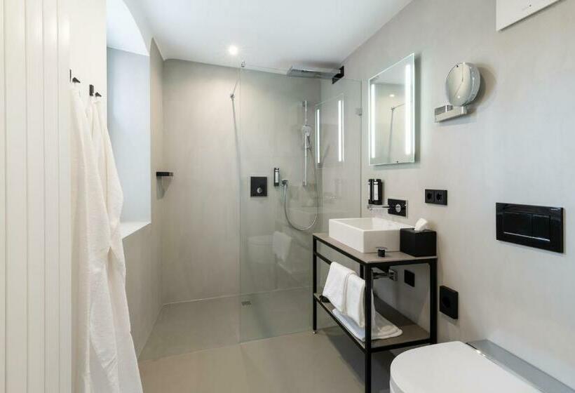 デラックスルーム, Das Hochrein