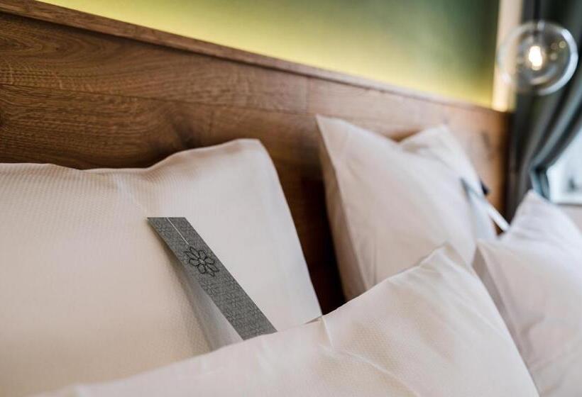 スタンダードルーム, Das Hochrein