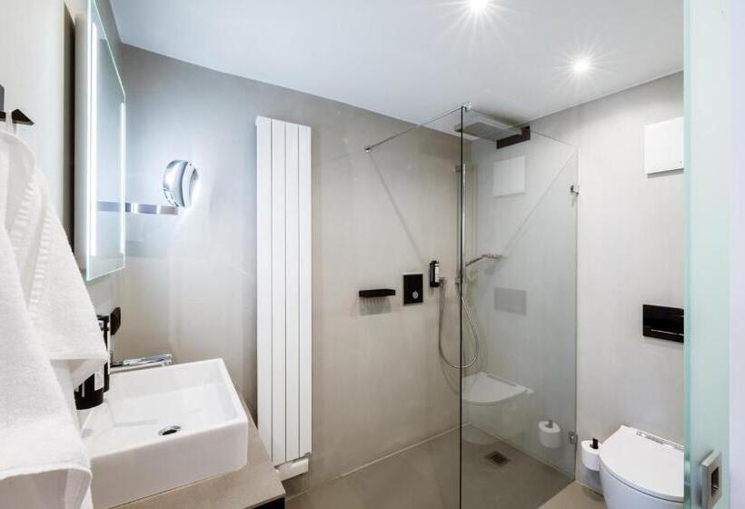 デラックスルーム, Das Hochrein