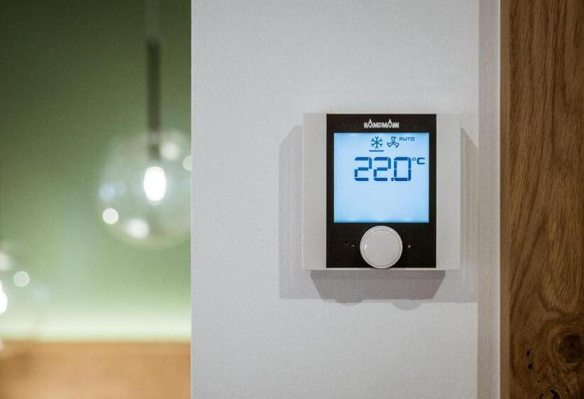 デラックスルーム, Das Hochrein