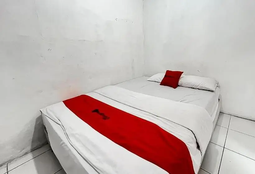Standard-huone, Reddoorz At Penginapan Bunda
