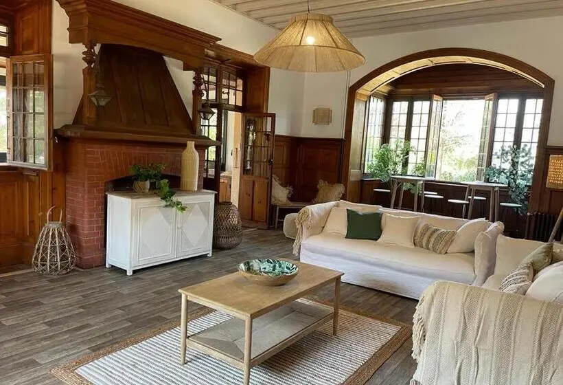 庭の見えるスタンダードトリプルルーム, O Cottage Suite Familiale