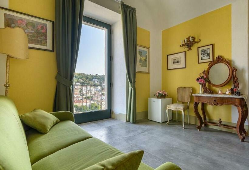 חדר משפחתי דלוקס, Suites Luisa Sanfelice