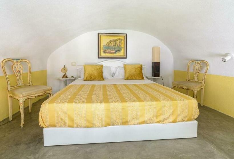 חדר משפחתי דלוקס, Suites Luisa Sanfelice