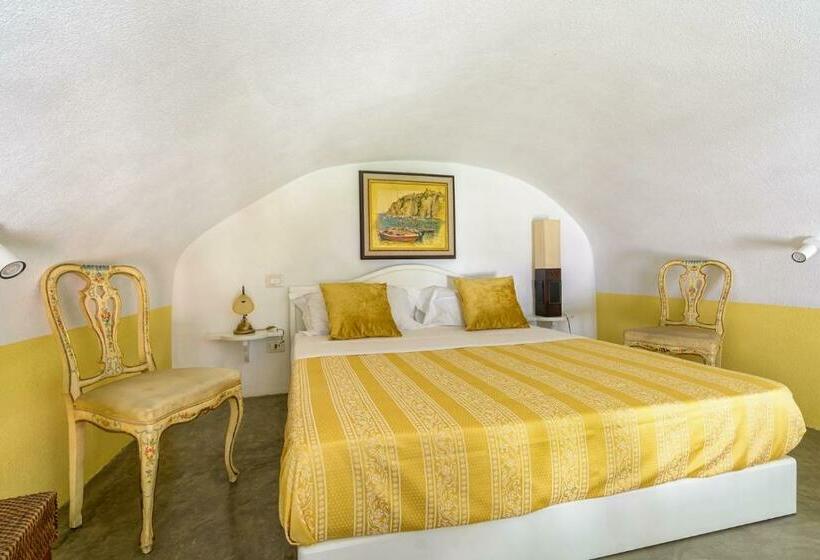 Семейный Номер Deluxe, Suites Luisa Sanfelice