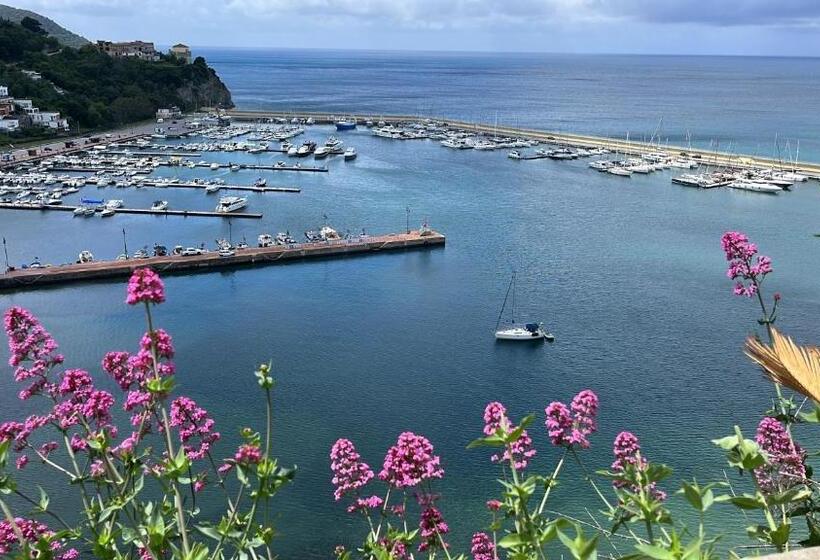 חדר משפחתי דלוקס, Suites Luisa Sanfelice