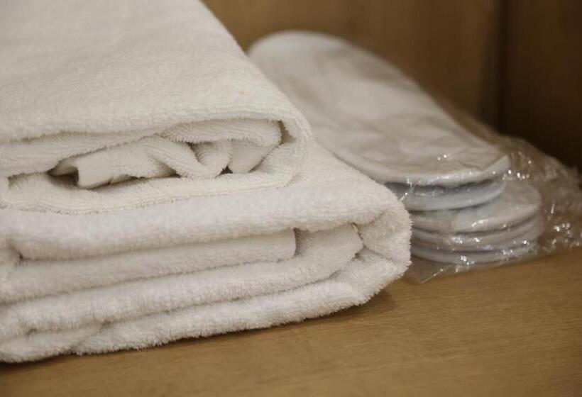 غرفة قياسية ثلاثية, B&b Champagne, Vlore Bay