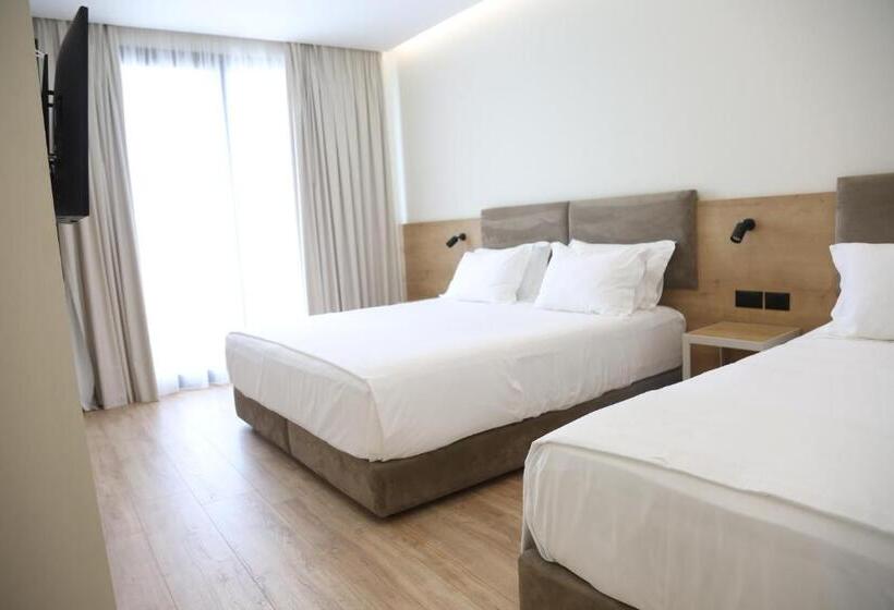 Triple Room Sea View, B&b Champagne, Vlore Bay