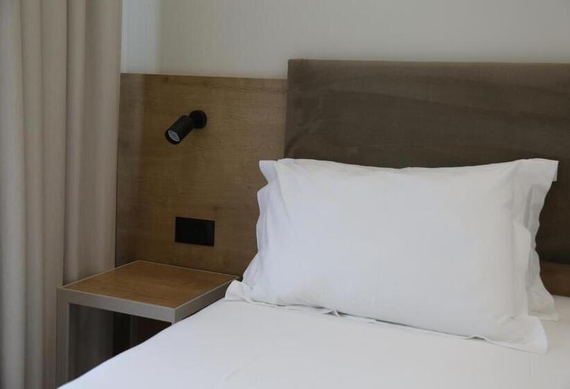 חדר סטנדרט צדדי נוף לים, B&b Champagne, Vlore Bay