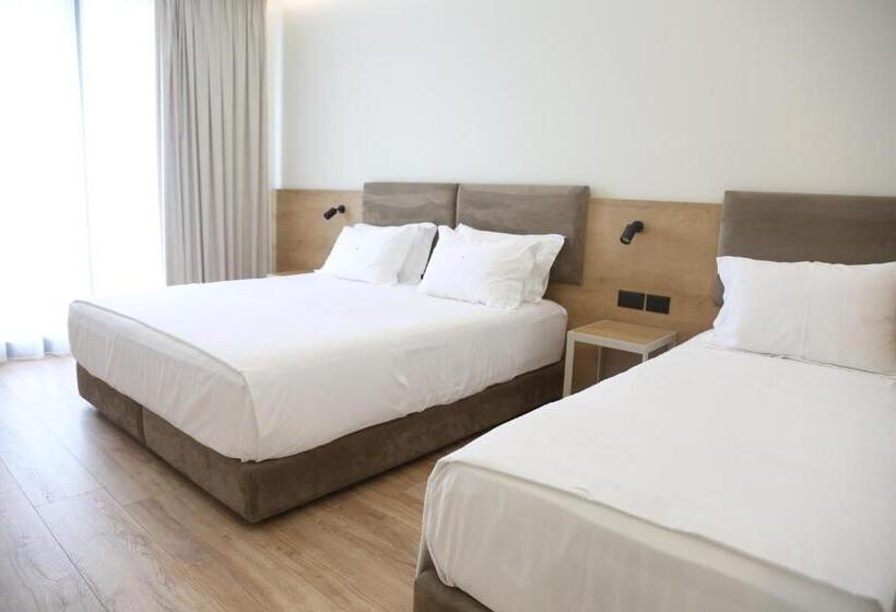 Triple Room Sea View, B&b Champagne, Vlore Bay