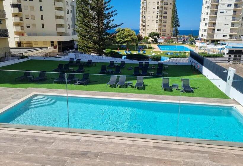 스탠다드 트리플 룸 풀장 전망, Algarpapa Rooms