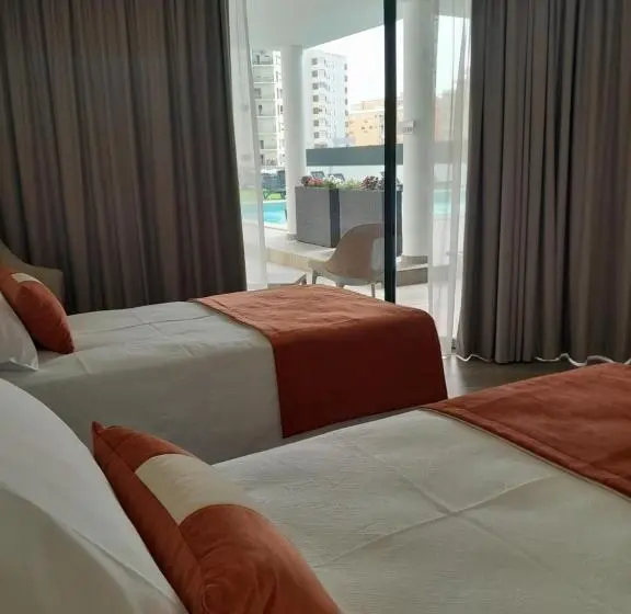 スタンダードトリプルルーム, Algarpapa Rooms