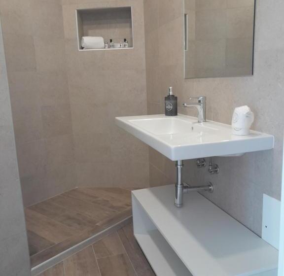 트리플 클래식 룸, Algarpapa Rooms