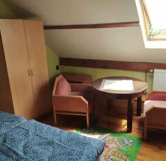 スタンダード４人部屋, Penzion U Lípy