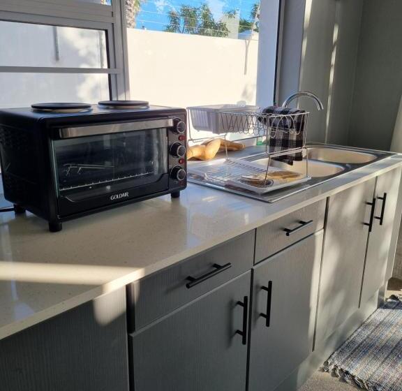 חדר דלוקס נוף לגינה, Tree Aloe Guest House