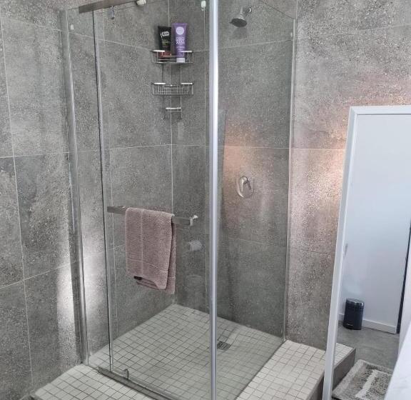 חדר דלוקס נוף לגינה, Tree Aloe Guest House