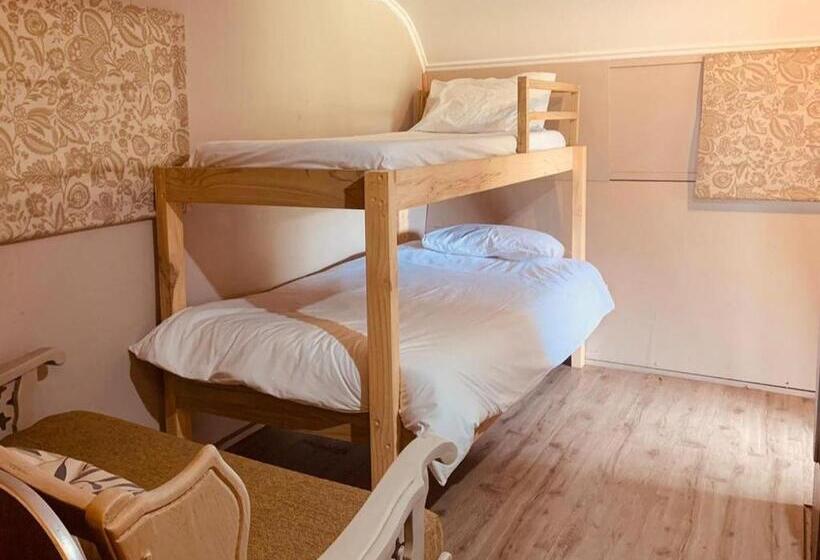 בית, חדר שינה 1, Milkwoodbend Farm Resort