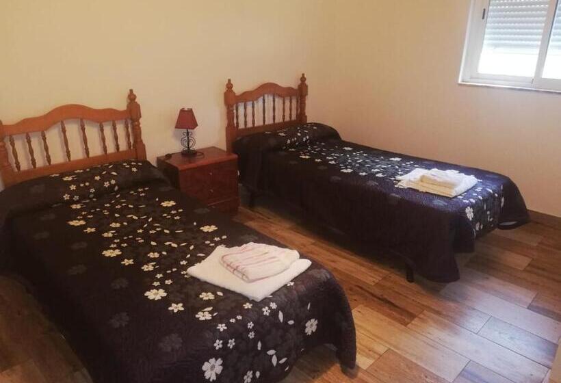 Номер Deluxe, Albergue Santa Ana