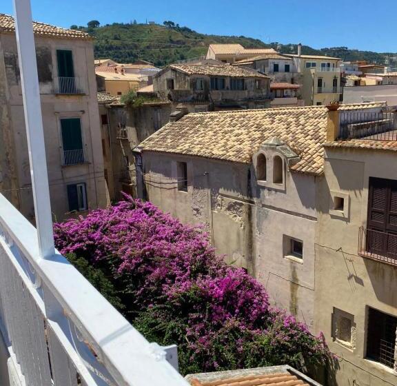 Triple Room Sea View, Bluemind