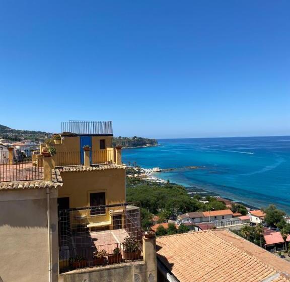 Triple Room Sea View, Bluemind