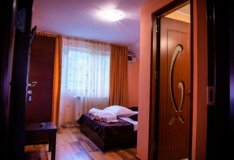 Номер Стандарт, Popasul Drumețului Transfăgărășan