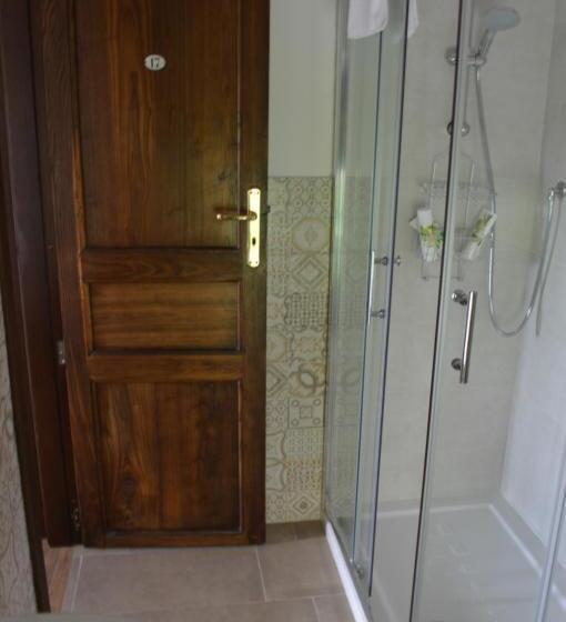 חדר סטנדרט לשלושה, Bed And Breakfast Etnalodge