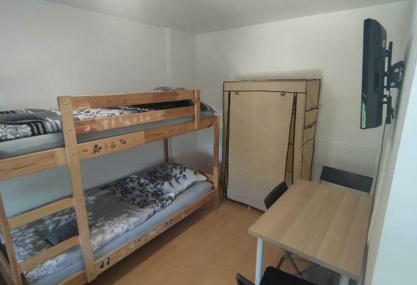 استودیوی استاندارد, Fewo3 1 Zim 2 Einz Bett 2 Pers Küche Dusche Wc