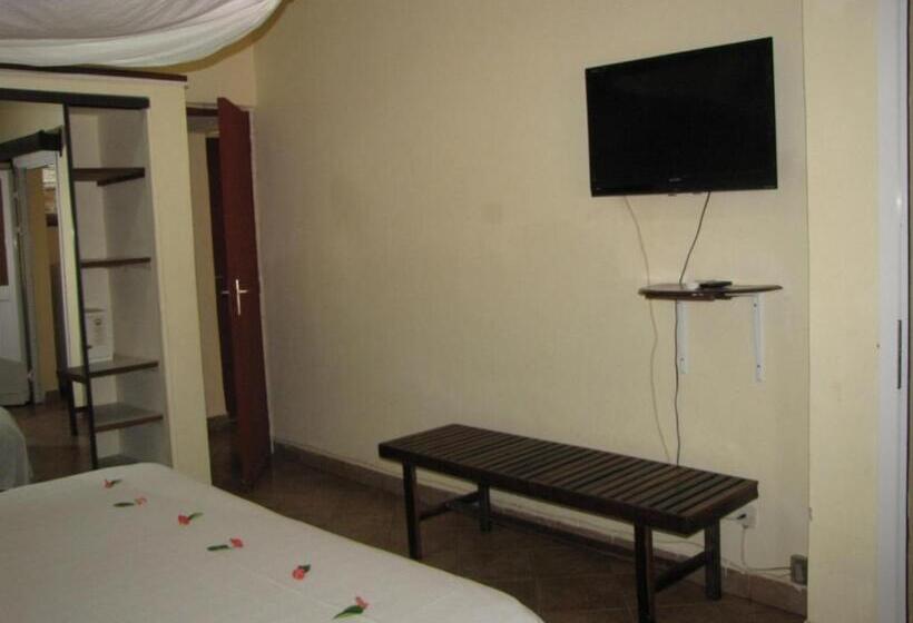 آپارتمان 1 خوابه با چشمانداز باغ, Aux Roches Rouges