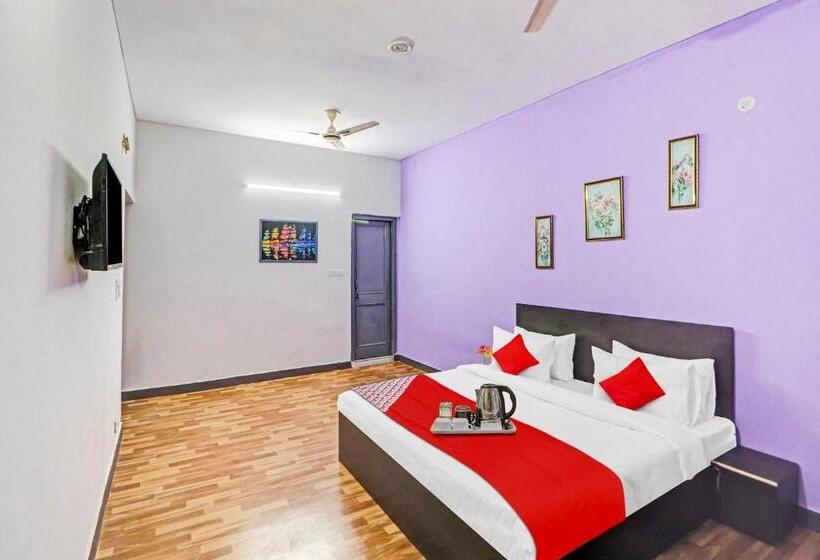 غرفة كلاسيكية ثلاثية, The Town House Jps Near Live Well Pharmacy