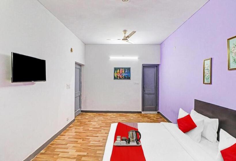 غرفة كلاسيكية ثلاثية, The Town House Jps Near Live Well Pharmacy