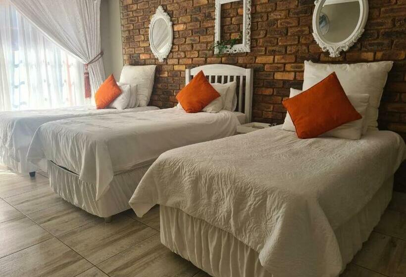 סוויטה משפחתית, Royal Villa Guesthouse