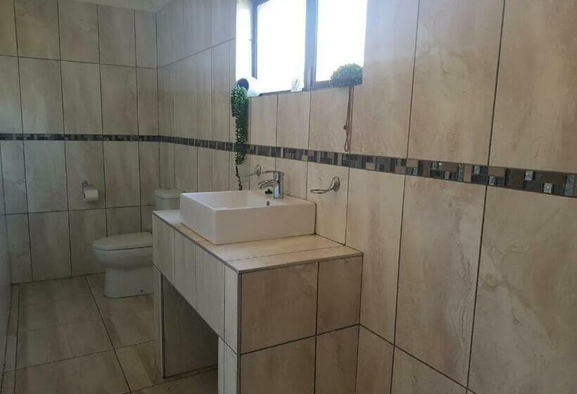 디럭스 스위트, Royal Villa Guesthouse
