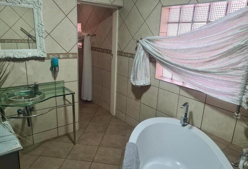 חדר סופריור, Royal Villa Guesthouse