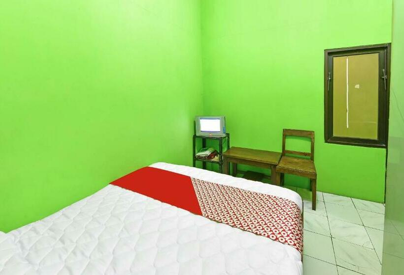 이코노미 룸, Spot On 91357 Hotel Mulyo