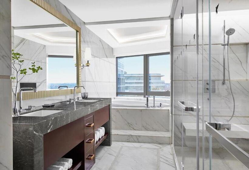 Люкс, Jw Marriott Hotel Beijing Central