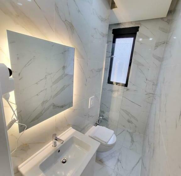 Номер Economy, Delmar