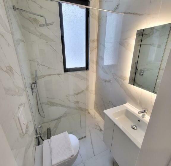 Номер Economy, Delmar