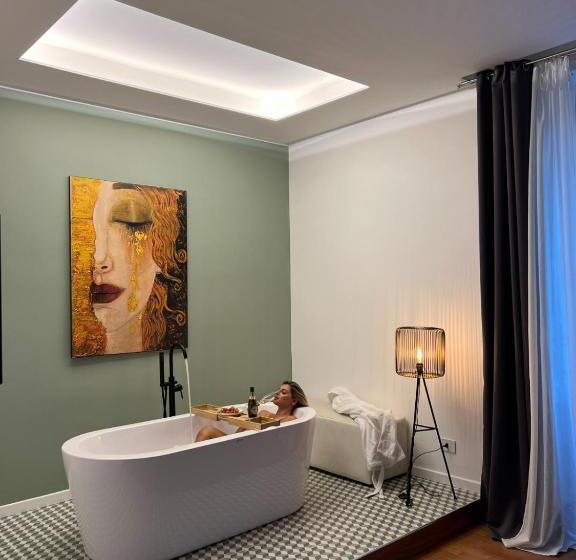 اتاق استاندارد با تخت بزرگ, Mareluna Rooms