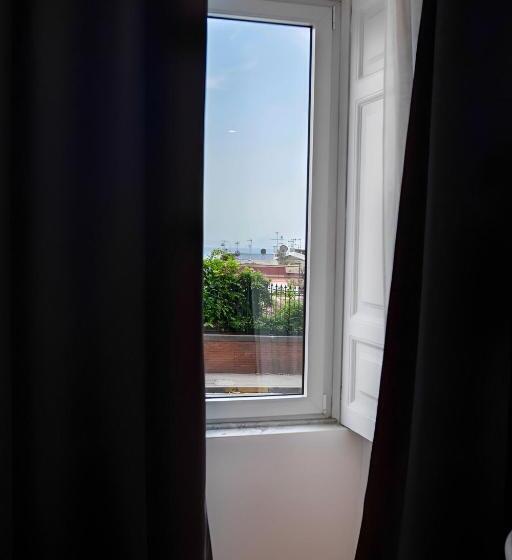 اتاق استاندارد با تخت بزرگ, Mareluna Rooms