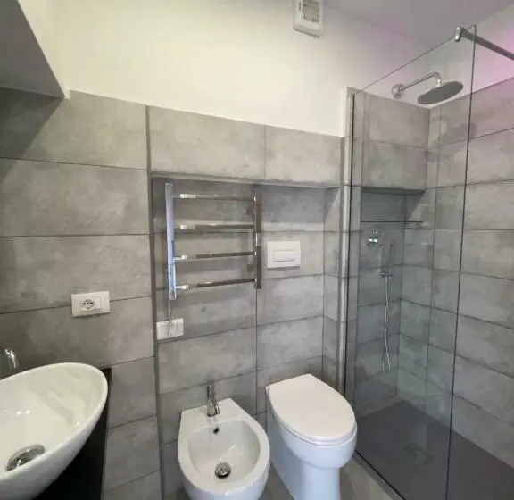 اتاق لوکس با بالکن, Off House Borgo Suite, Nettuno 2025 Giubileo