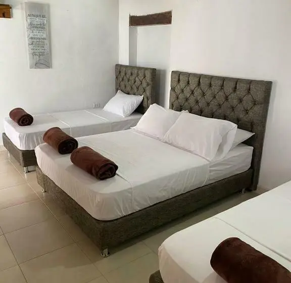 ファミリールーム, Plaza Bolivar Mompox Ubicado En El Centro Histórico Con Parqueadero Interno