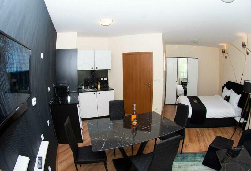 إستوديو ديلوكس, Complex Nero