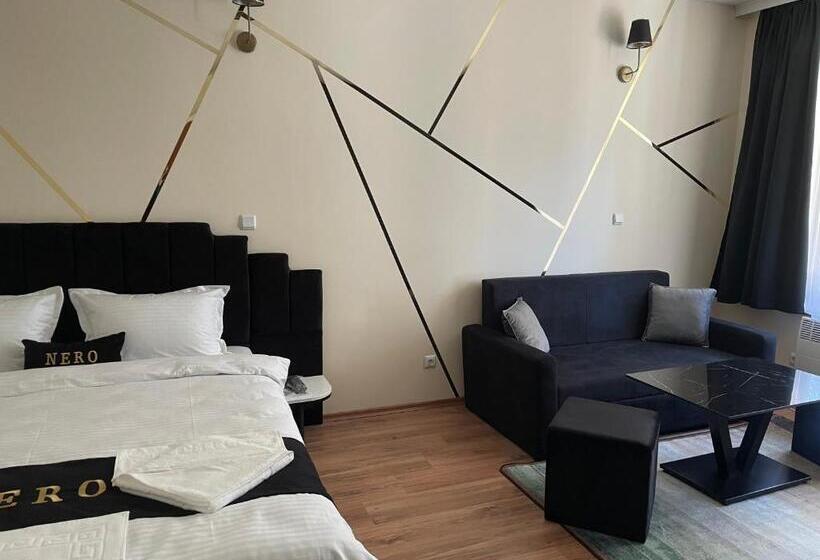 إستوديو ديلوكس, Complex Nero