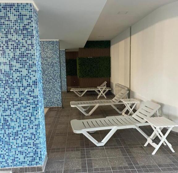 إستوديو ديلوكس, Complex Nero