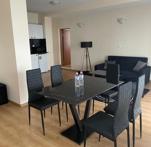 شقة ديلوكس غرفتين نوم, Complex Nero