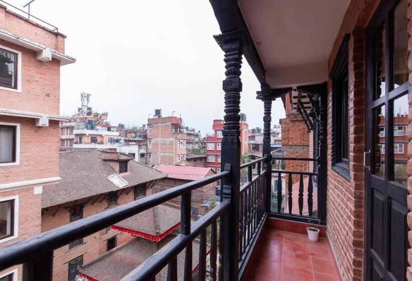 Chambre Deluxe avec Balcon, Vajra House