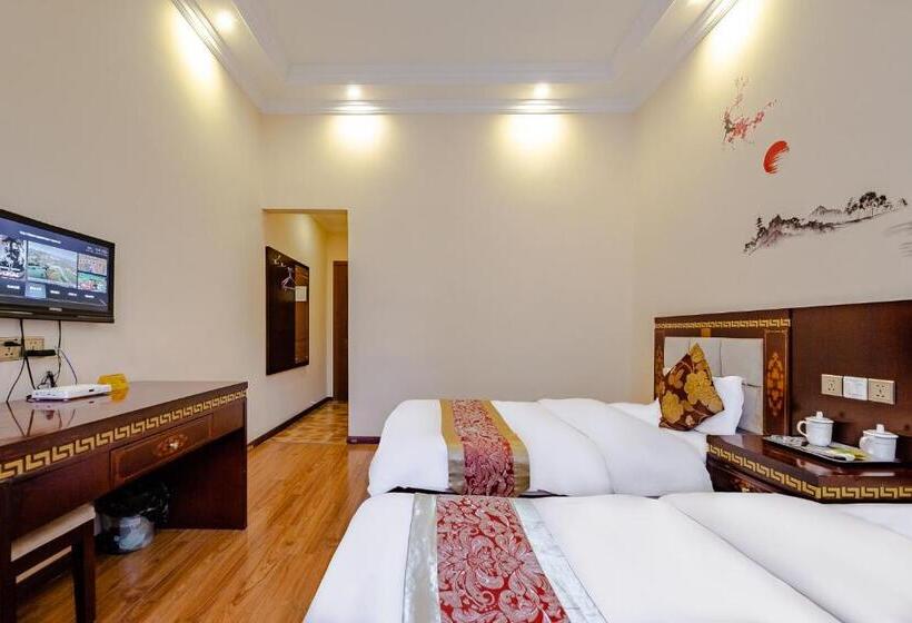 اتاق استاندارد, Holly S Hostel