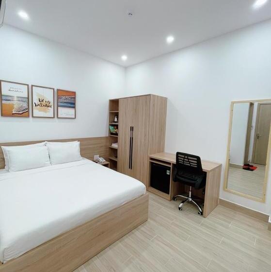 اتاق استاندارد, Nhật Phương